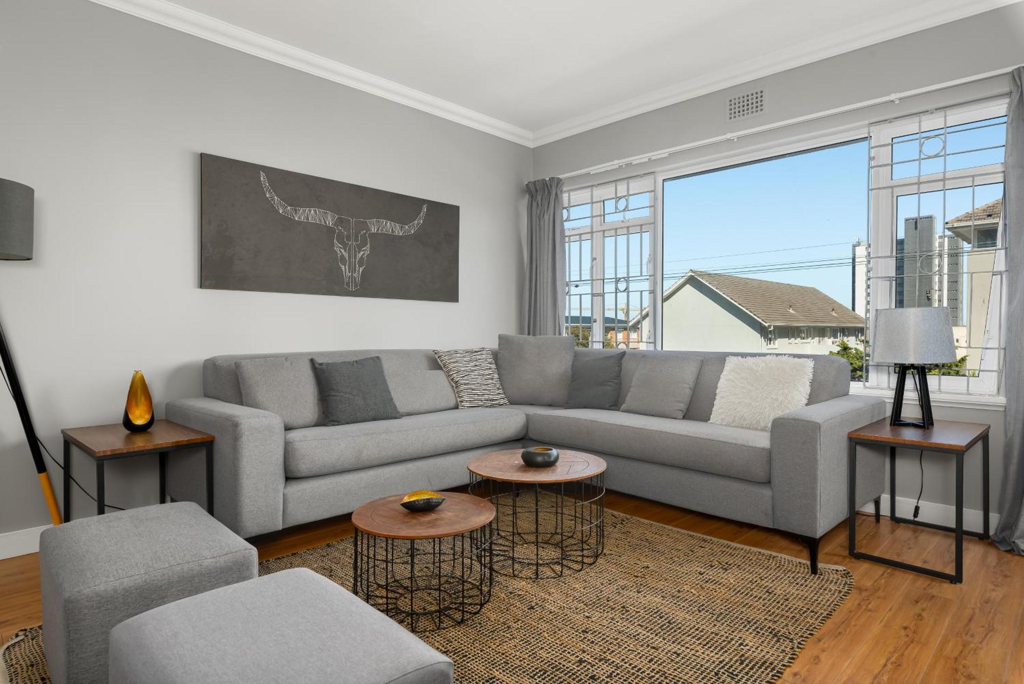 St Ronan's 1 Apartment